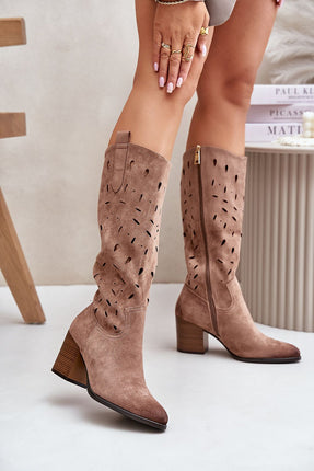 Heel boots Step in style