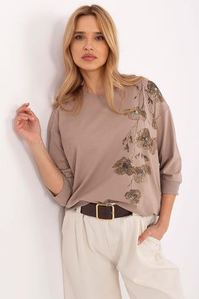 Blouse model 208221 Relevance