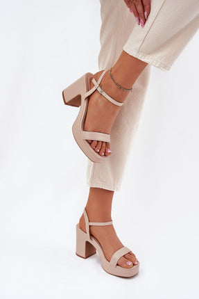 Heel sandals model 214338 Step in style