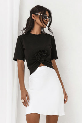 Short skirt model 215310 IVON