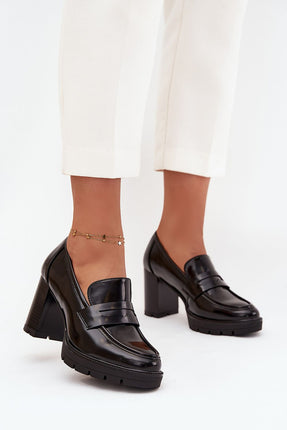 Heeled low shoes model 217690 Step in style