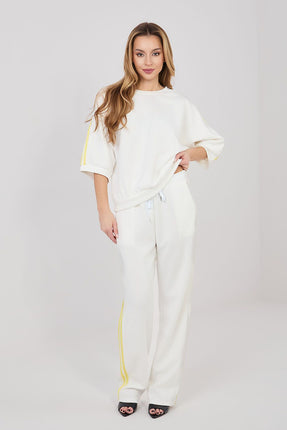 Set model 225547 Rue Paris