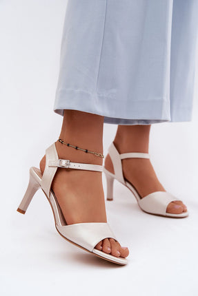 Heel sandals model 228107 Step in style