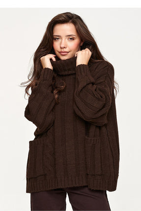 Turtleneck model 232516 Makadamia