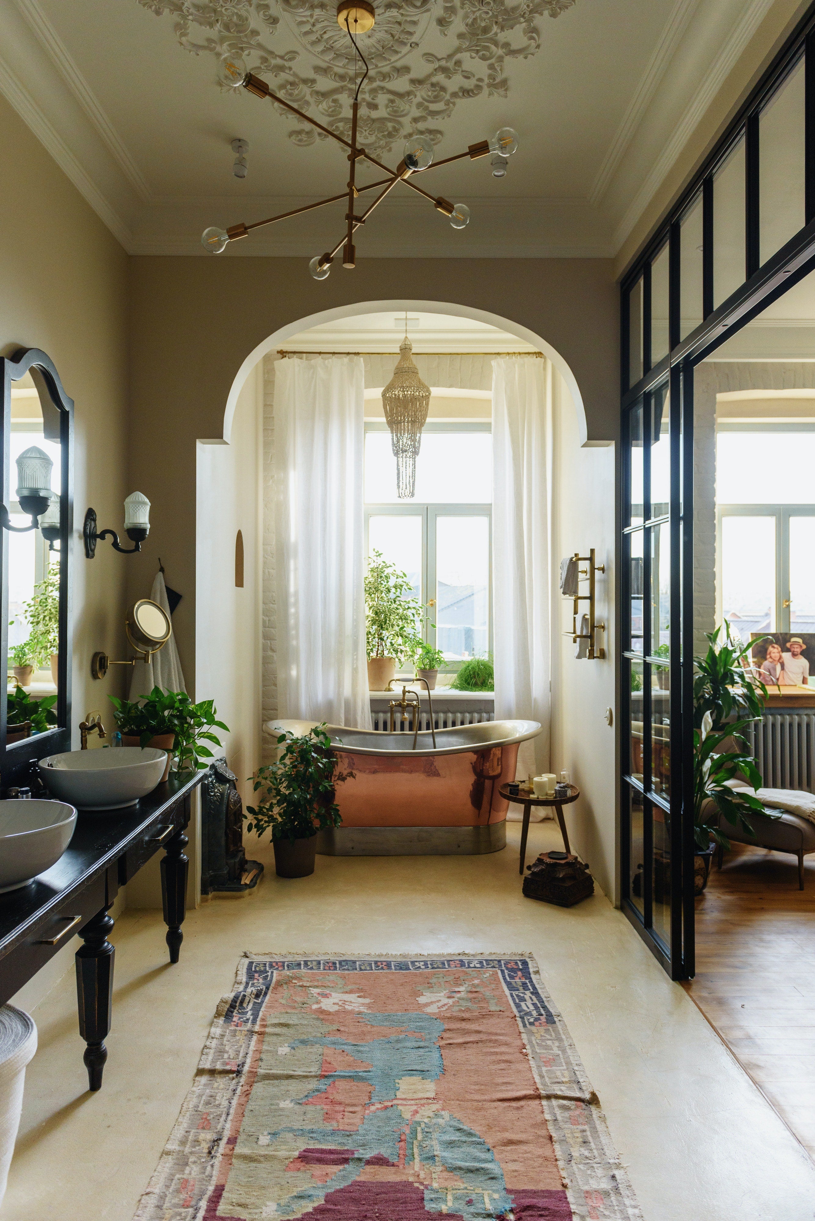 The Benefits of Incorporating Natural Elements into Your Home Décor
