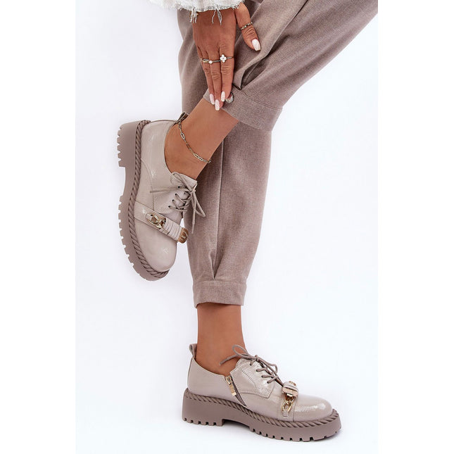 Low Shoes Step in style