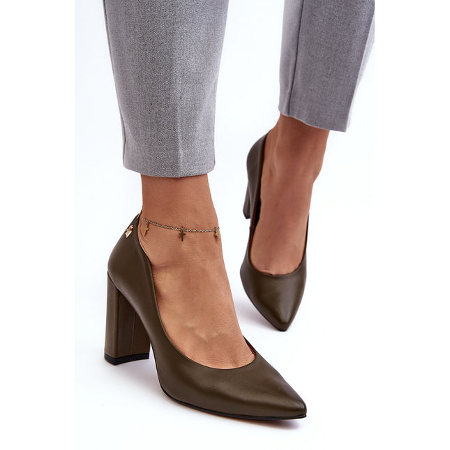Block heel pumps Step in style
