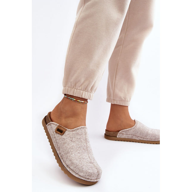 Slippers Step in style
