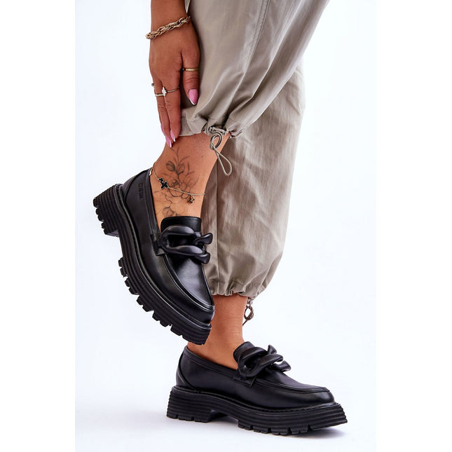 Mocassin Step in style