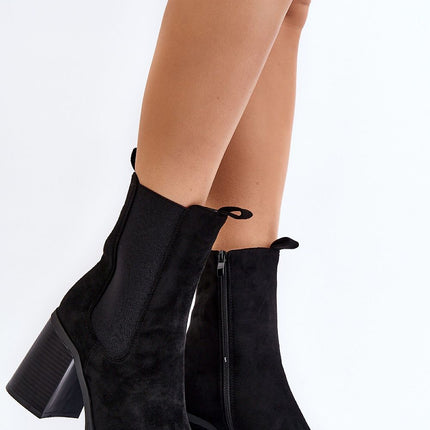 Heel boots Step in style