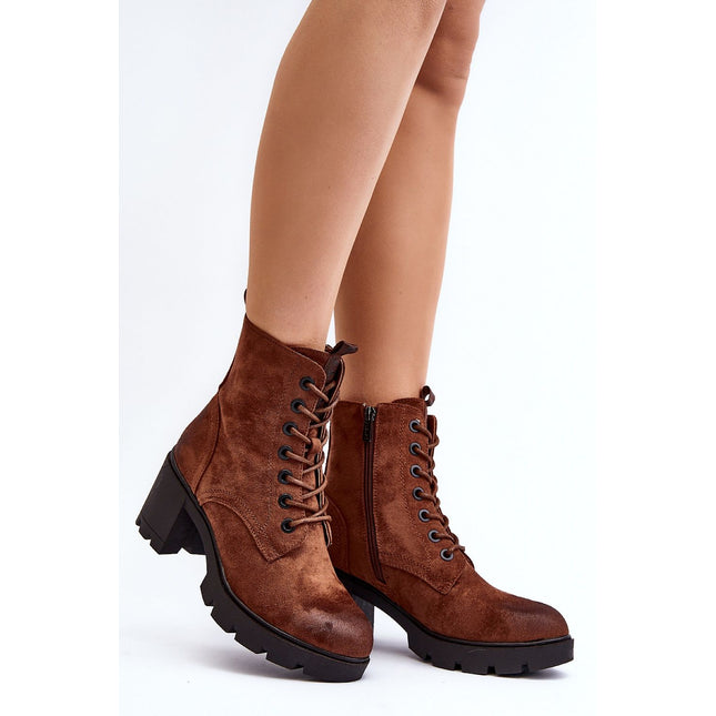 Heel boots Step in style