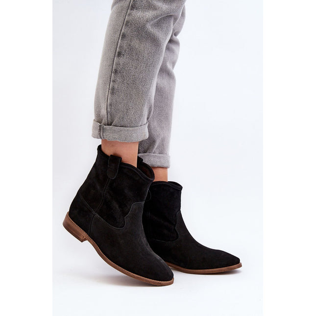 Boots Step in style