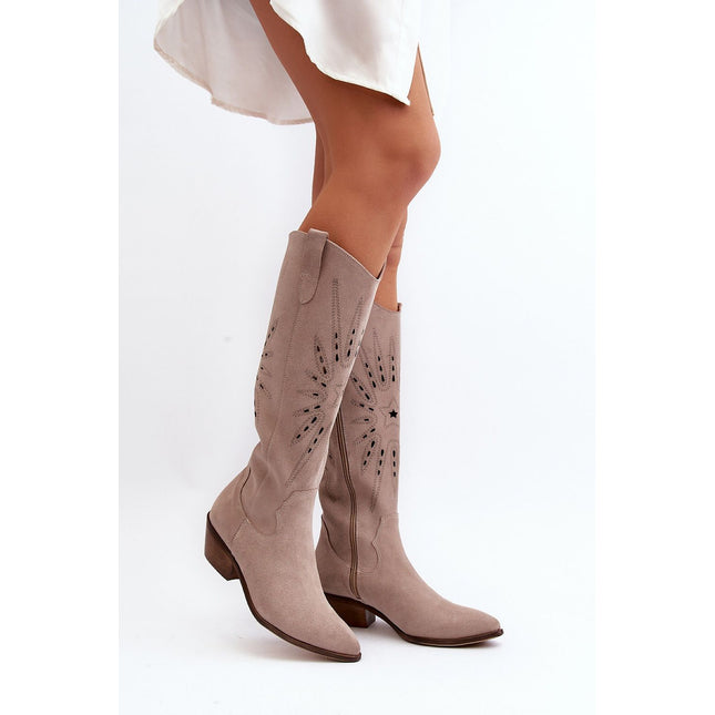Open-work Boots Step in style