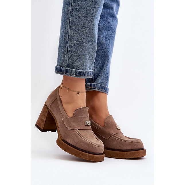 Heeled low shoes Step in style