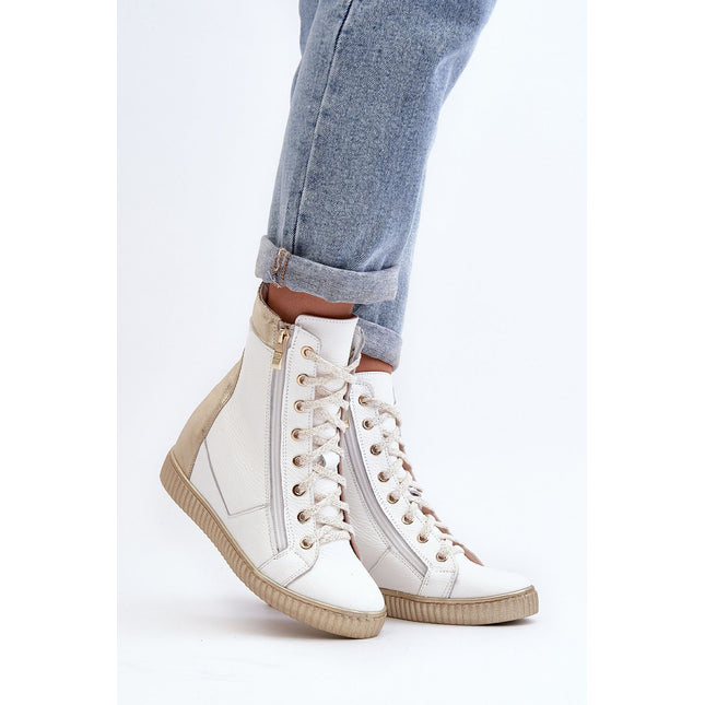 Wedge heel sneakers Step in style