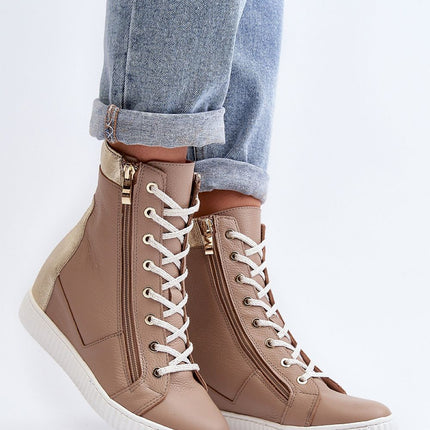 Wedge heel sneakers Step in style