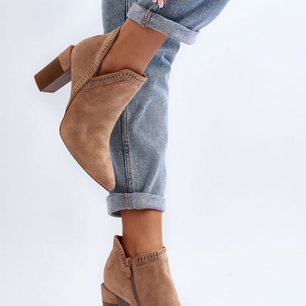 Heel boots Step in style