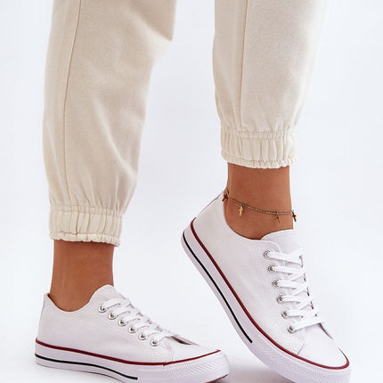 Sneakers Step in style