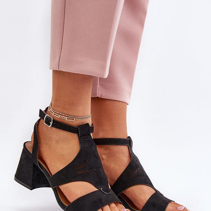 Heel sandals Step in style
