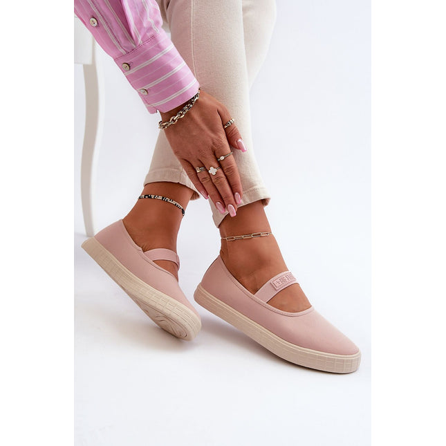 Sneakers Step in style