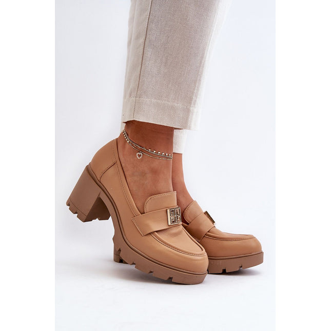 Heeled low shoes Step in style