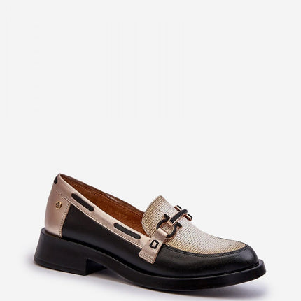 Mocassin Step in style