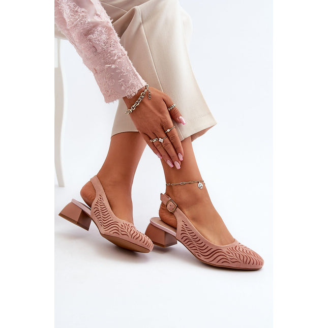 Heel pumps Step in style