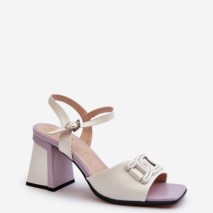 Heel sandals Step in style