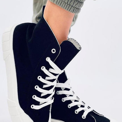 Sneakers Inello