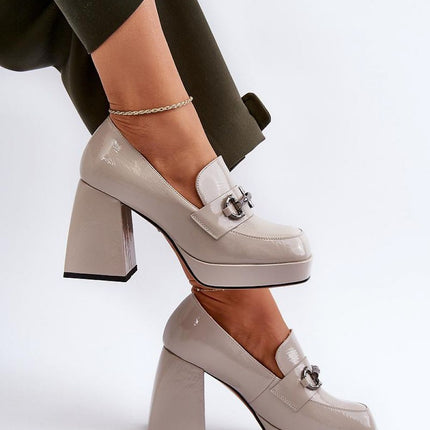Heeled low shoes Step in style