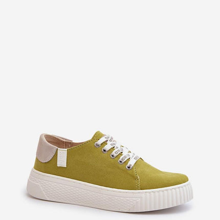 Sneakers Step in style