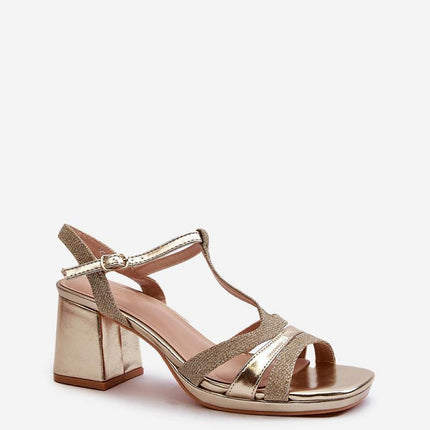 Heel sandals Step in style