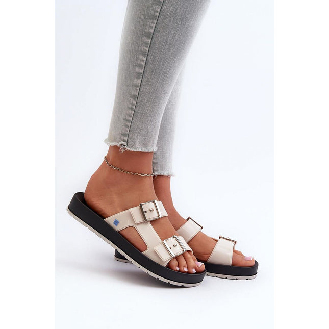 Flip-flops Step in style