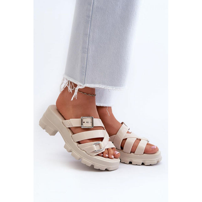 Flip-flops Step in style