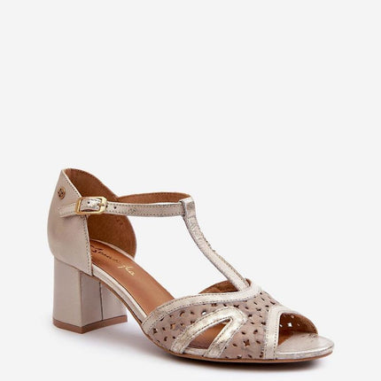 Heel sandals Step in style