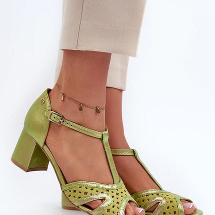 Heel sandals Step in style