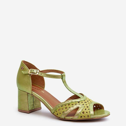 Heel sandals Step in style