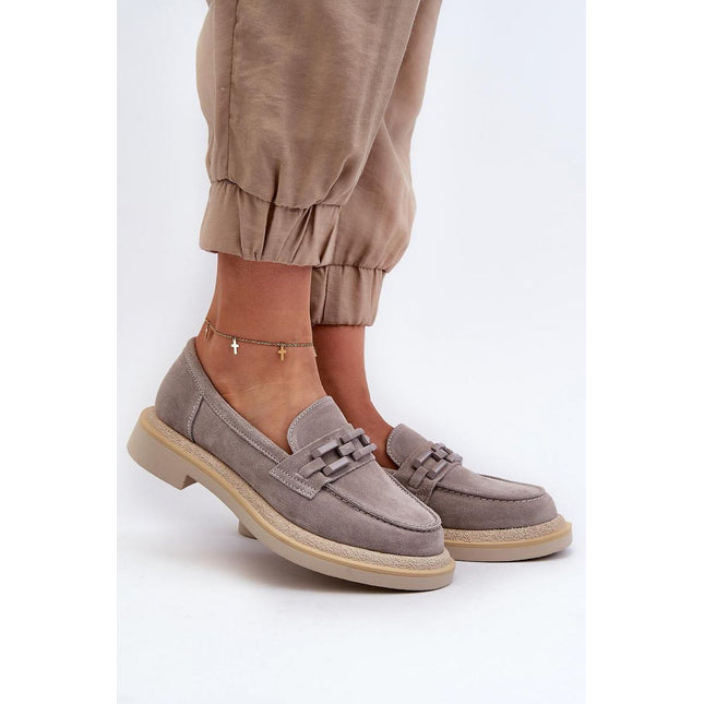 Mocassin Step in style