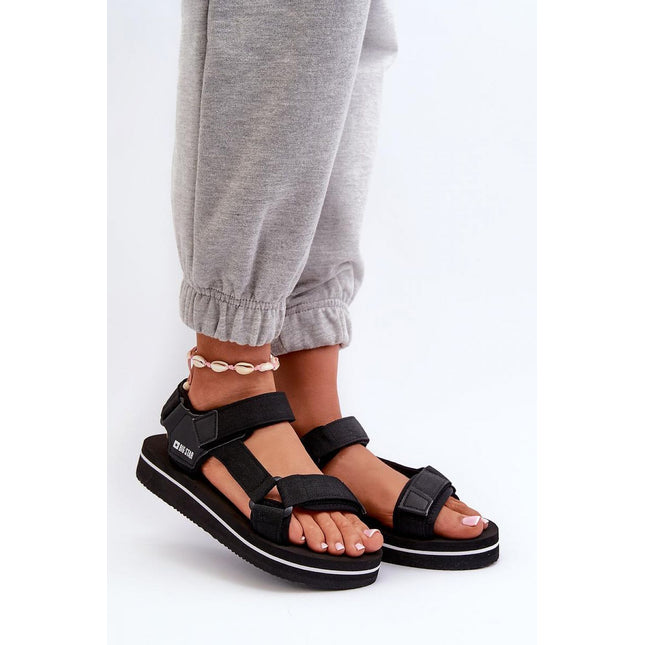 Sandals Step in style