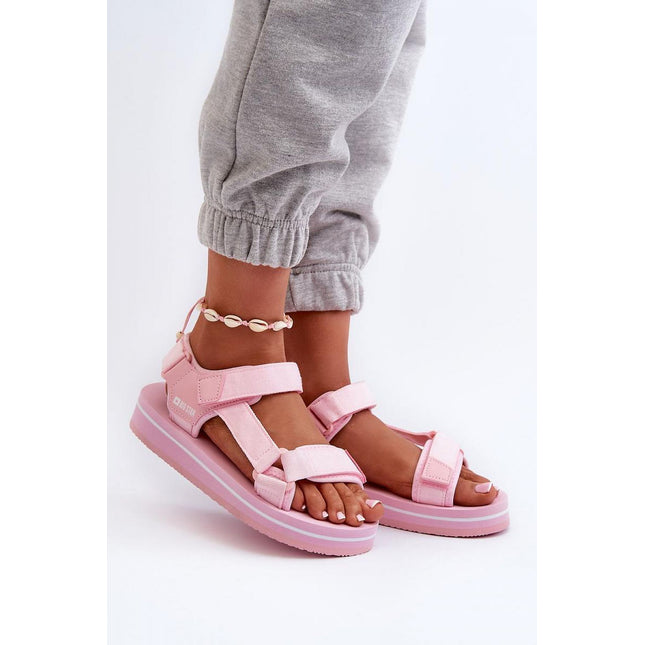 Sandals Step in style