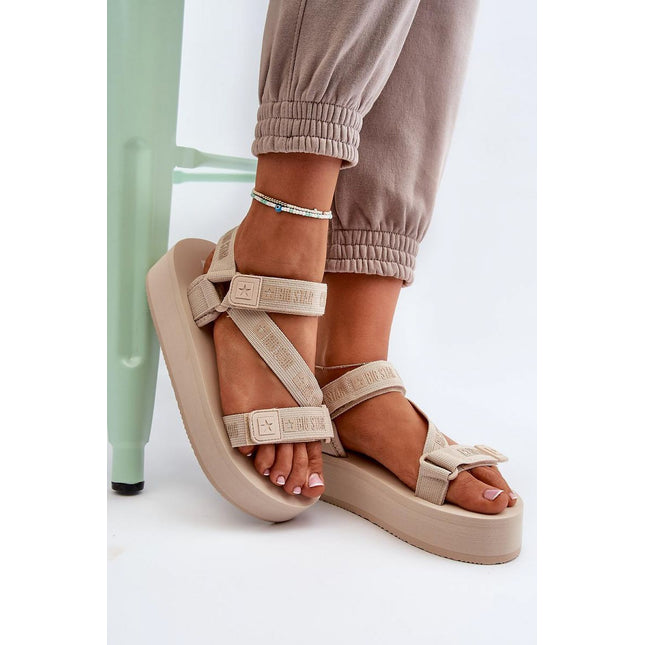 Sandals Step in style