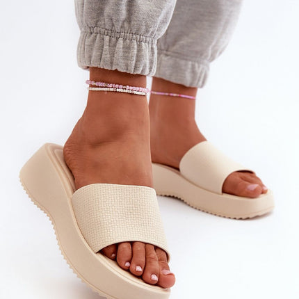 Flip-flops Step in style