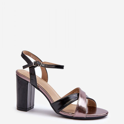 Heel sandals Step in style
