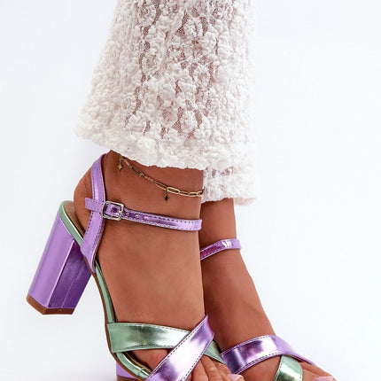 Heel sandals Step in style