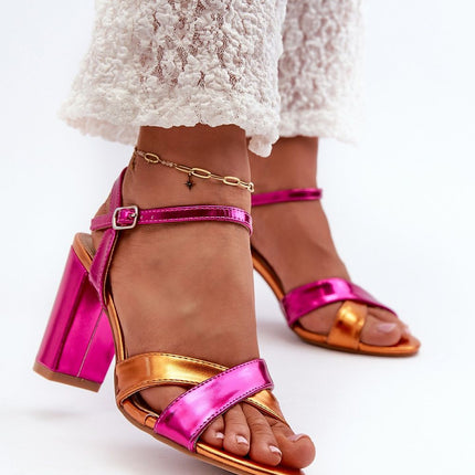 Heel sandals Step in style