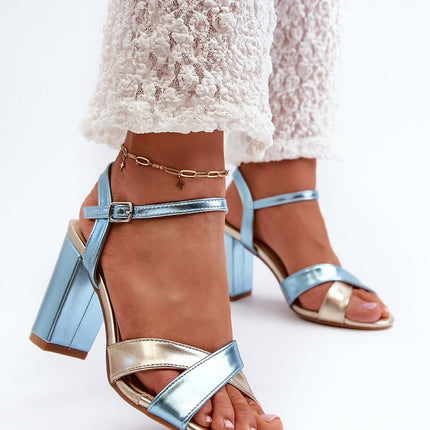 Heel sandals Step in style