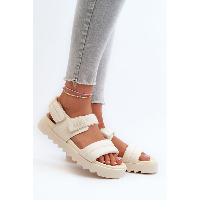 Sandals Step in style