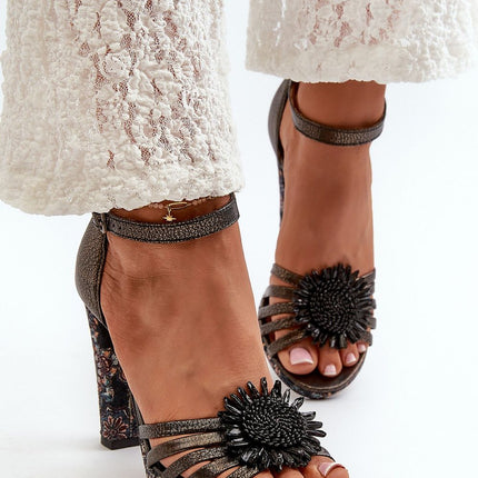 Heel sandals Step in style