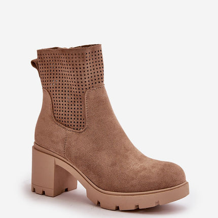 Heel boots Step in style