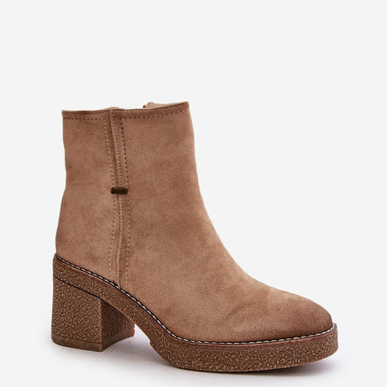Heel boots Step in style